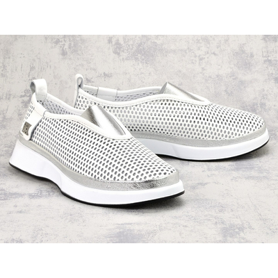 Półbuty  VENEZIA G028217 białe r. 37