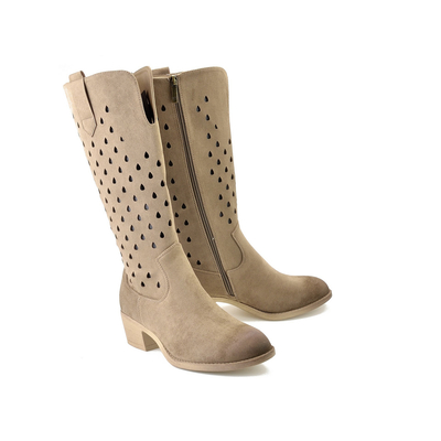Beżowe ażurowe kozaki damskie na obcasie POTOCKI 12753 r. 36