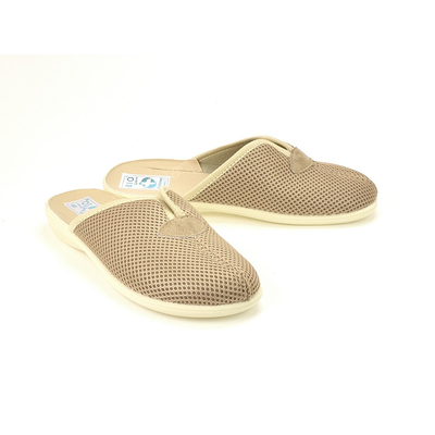 Pantofle pełne  Adanex 28398 beż  r. 36